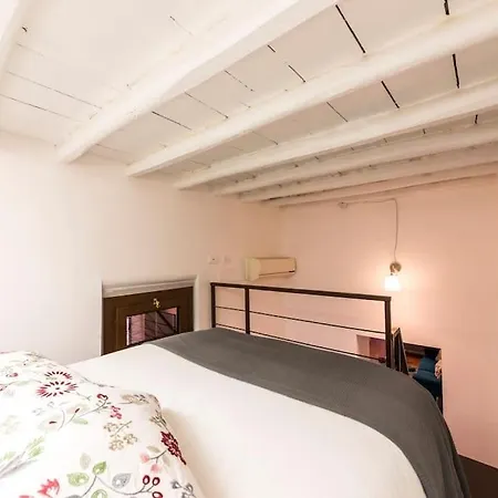 Domus Marina Vacanze Romane-colosseo Appartamento *
