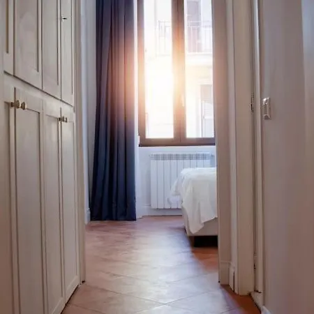 Appartamento Domus Marina Vacanze Romane-colosseo