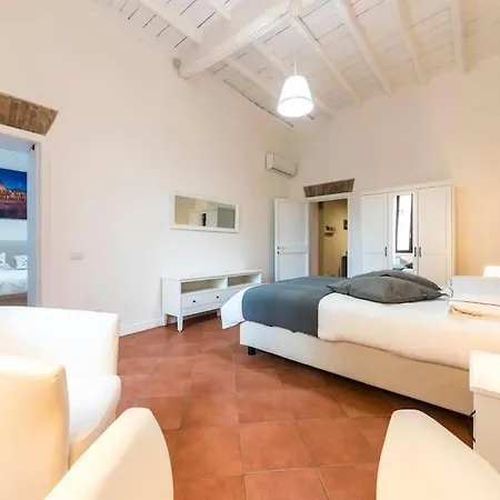 Domus Marina Vacanze Romane-colosseo *